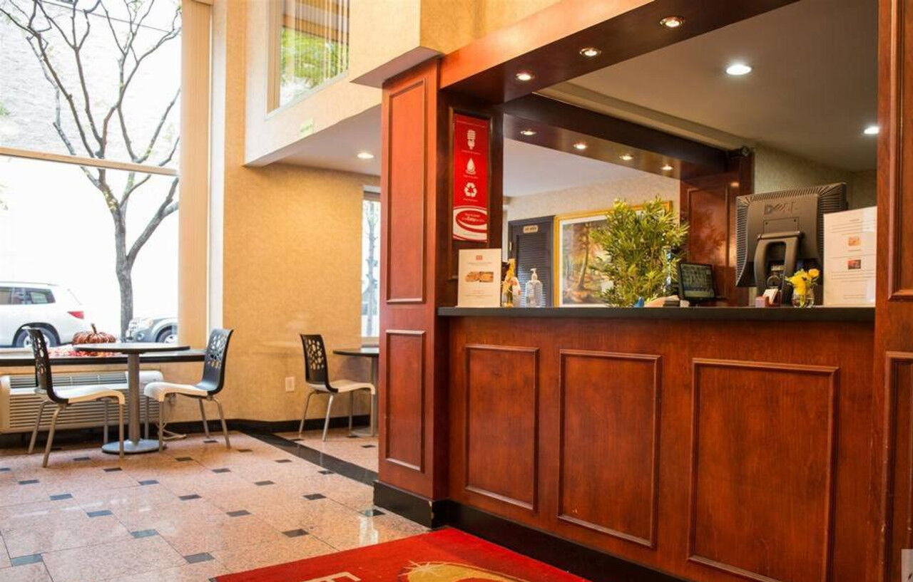 อีโคโน ลอดจ์ ไทม์สแควร์ นิวยอร์ก Hotel ภายนอก รูปภาพ